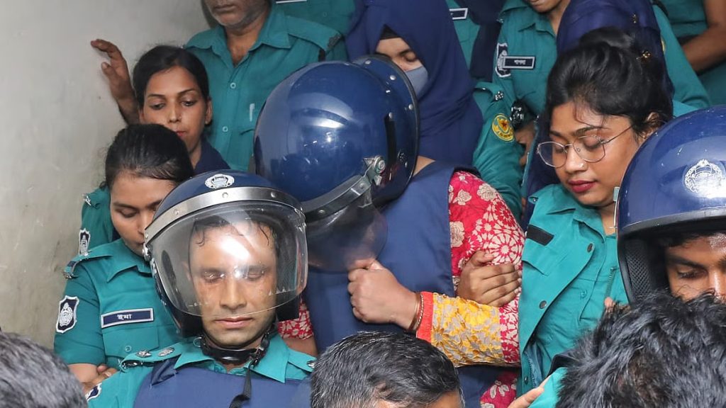 আমাদের কি মরে প্রমাণ করা লাগবে আমরা অসুস্থ? আদালতকে দীপু মনি।