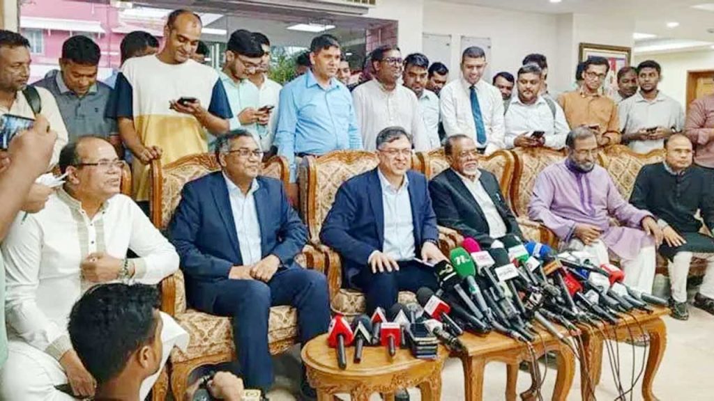 জুলাই সনদ বাস্তবায়নে গণভোটের প্রস্তাব, সিদ্ধান্তের পথে দলগুলো : সালাহউদ্দিন আহমদ