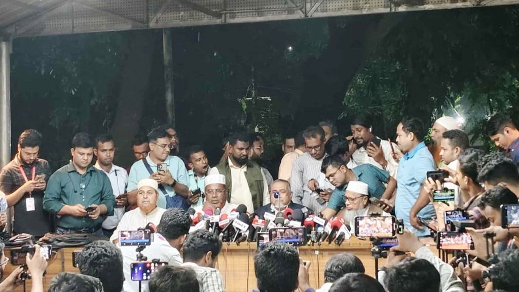 কোনো প্যাঁচগোছ বুঝি না, নির্বাচনের আগেই গণভোট দিতে হবে : ডা. তাহের