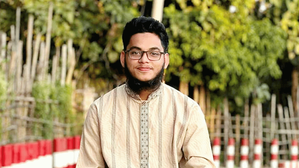 কক্সবাজার মহাসড়কে ট্রাকের ধাক্কায় প্রাণ গেল মোটরসাইকেল আরোহীর