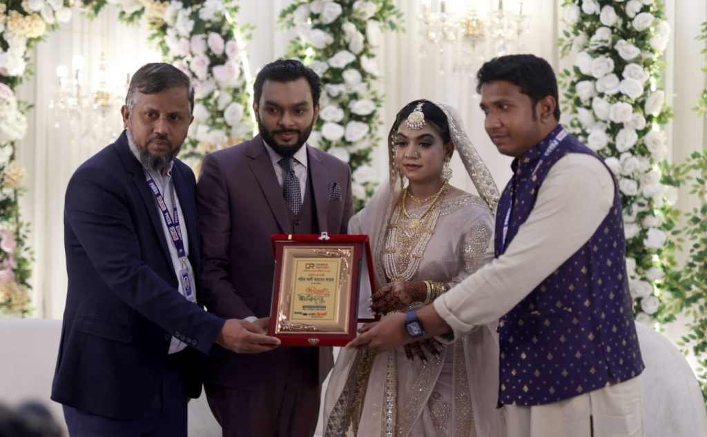 ঢাকা রিপোর্ট এর সম্মানিত উপদেষ্টা শরীফ আলী আহমদ ফাত্তাহ শুভ পরিণেয় ঢাকা রিপোর্টের শুভেচ্ছা