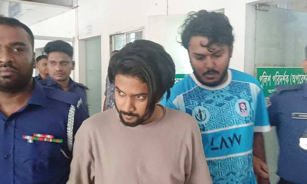 আশুলিয়ায় স্কুলছাত্রী অপহরণ: এনসিপি নেতাসহ গ্রেপ্তার ২